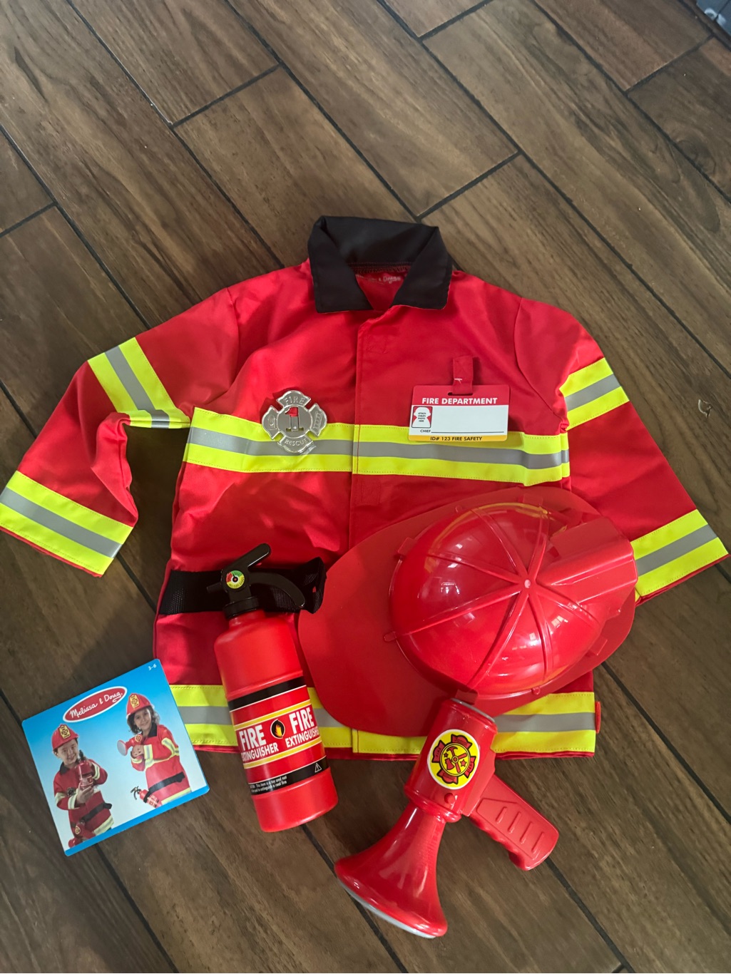 Melissa & Doug Fireman Halloween Costume One Size (3-6y) — image 3 of 8